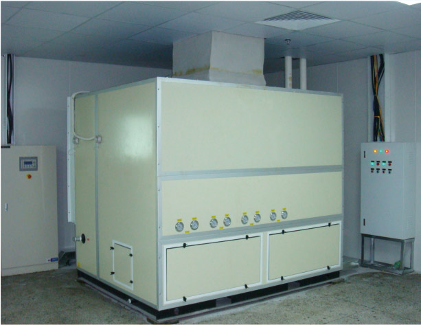 ��غ����{�C 